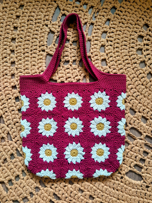Daisy Shoulder Bag in Burgundy Red